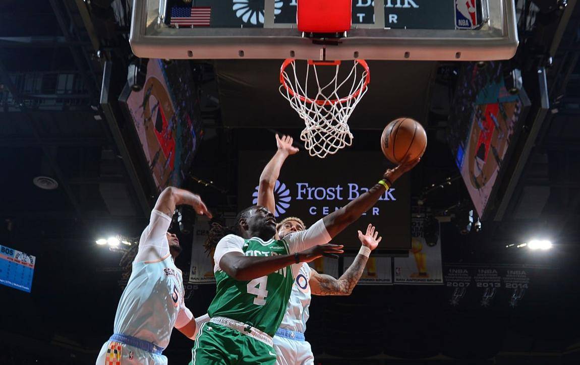 开云官方网站-雄鹿王牌球员创赛季得分新高，媒体热捧，一次资源地址.的简单介绍